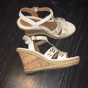 Jessica Simpson White Wedges!